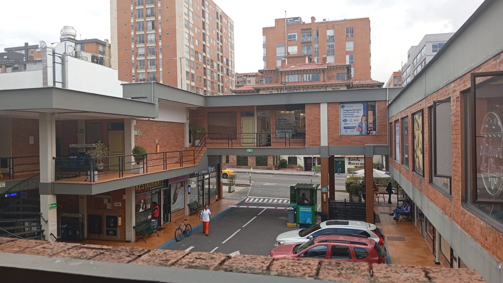 Centro Comercial Monteverde